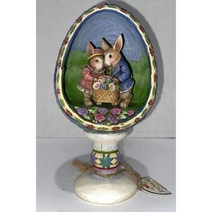 Jim Shore Heartwood Creek "Display of Affection" Egg w/Bunnies Figurine.